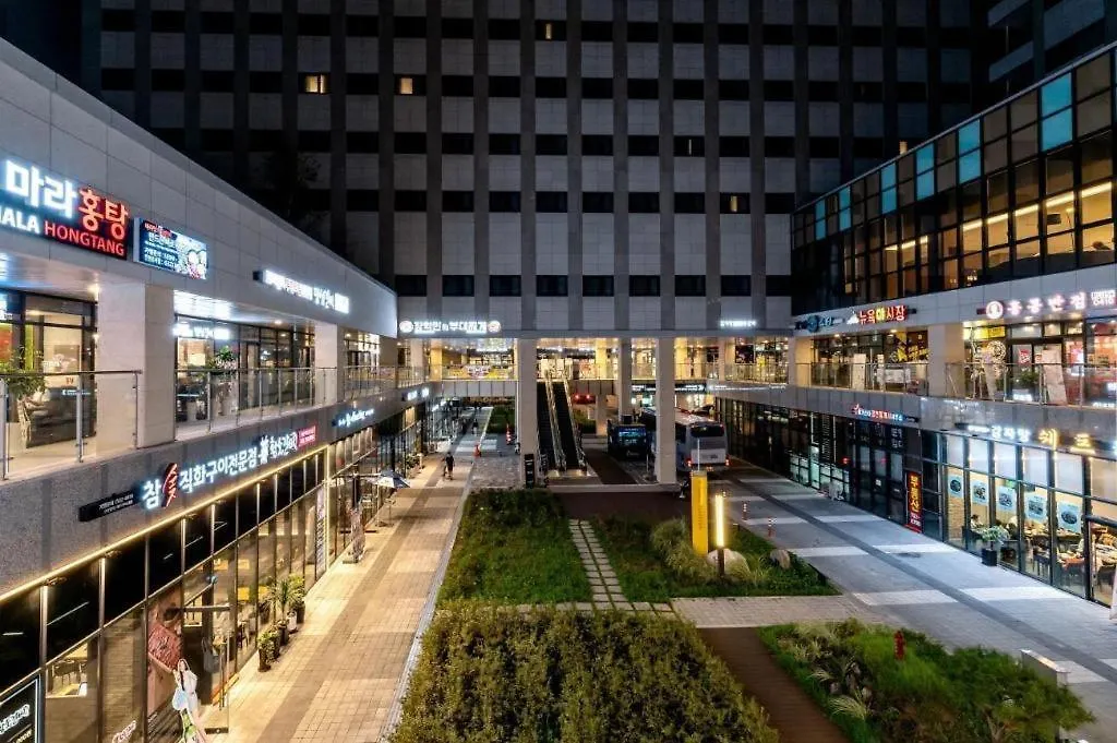 Days Hotel & Suites By Wyndham Incheon Airport 4*,