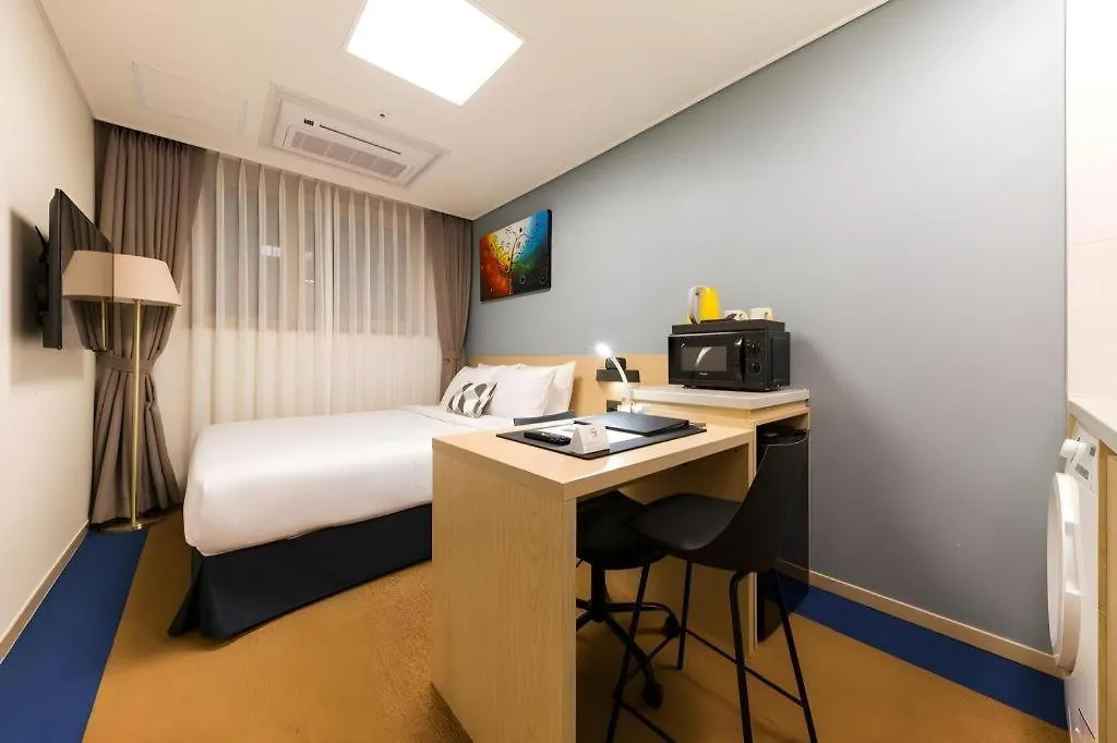 Days Hotel & Suites By Wyndham Incheon Airport
