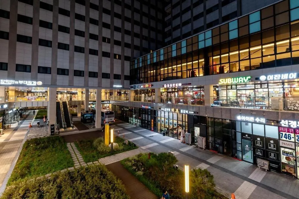 Days Hotel & Suites By Wyndham Incheon Airport